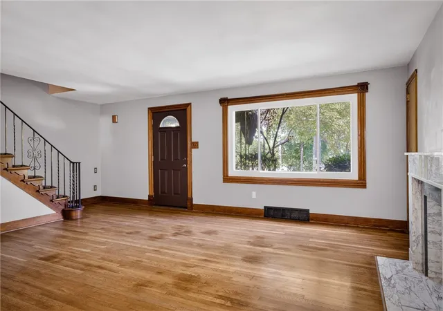 Photo 3 of Single family home for sale at 1327 Heberton, Highland Park, PA 15206 | MLS# 1759335 | Listing updated on 2026-09-14
