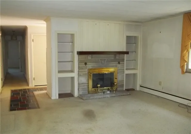 Photo 3 of Sale Pending at 121 Hillcrest Dr, New Brighton, PA 15066 | MLS# 1759164 | Listing updated on 2026-09-13