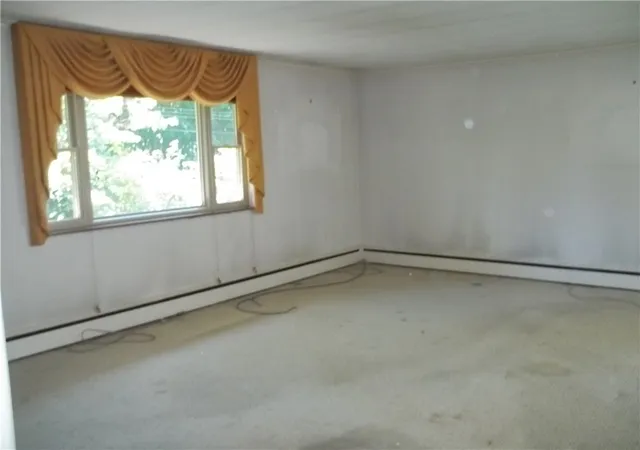 Photo 4 of Sale Pending at 121 Hillcrest Dr, New Brighton, PA 15066 | MLS# 1759164 | Listing updated on 2026-09-13