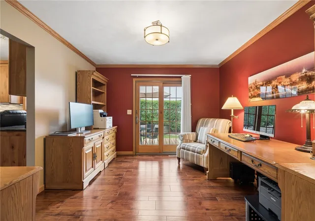 Photo 4 of Sale Pending at 215 Shelby Dr, Greensburg, PA 15601 | MLS# 1759461 | Listing updated on 2026-10-02