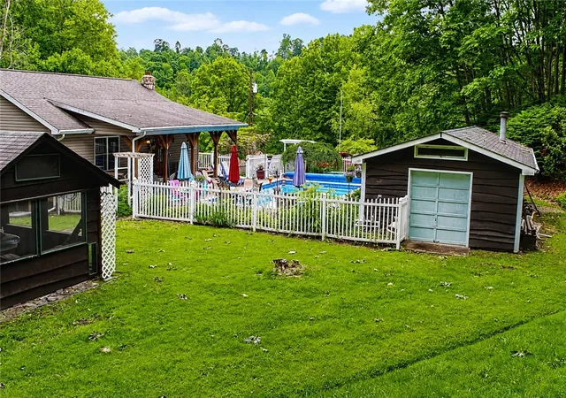 Photo 2 of Single family home for sale at 63 Pine Hl Rd, Smock, PA 15480 | MLS# 1759597 | Listing updated on 2026-09-10