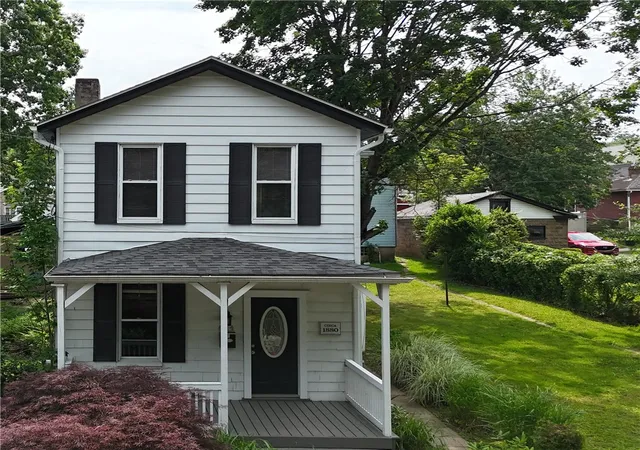 Photo 1 of Single family home for sale at 644 4th Street, Oakmont, PA 15139 | MLS# 1759527 | Listing updated on 2026-09-03