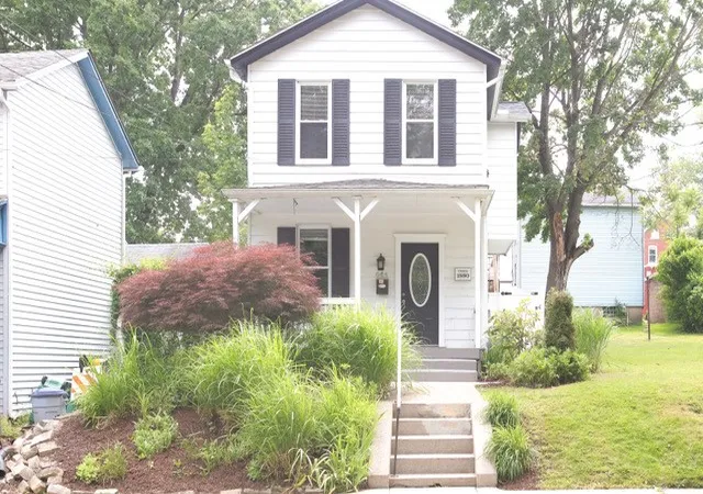 Photo 2 of Single family home for sale at 644 4th Street, Oakmont, PA 15139 | MLS# 1759527 | Listing updated on 2026-09-03