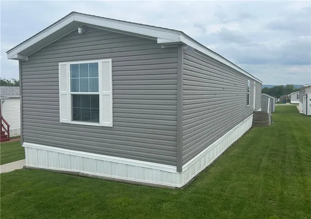 Photo 3 of Sale Pending at 544 Renee Cir, Latrobe, PA 15650 | MLS# 1759652 | Listing updated on 2026-09-03