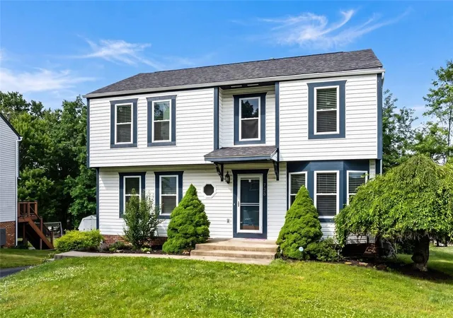 Photo 2 of Single family home for sale at 736 Kilbuck Dr, Cranberry Township, PA 16066 | MLS# 1759553 | Listing updated on 2026-09-06