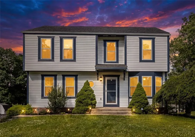 Photo 3 of Single family home for sale at 736 Kilbuck Dr, Cranberry Township, PA 16066 | MLS# 1759553 | Listing updated on 2026-09-06