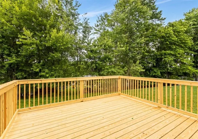 Photo 4 of Single family home for sale at 736 Kilbuck Dr, Cranberry Township, PA 16066 | MLS# 1759553 | Listing updated on 2026-09-21