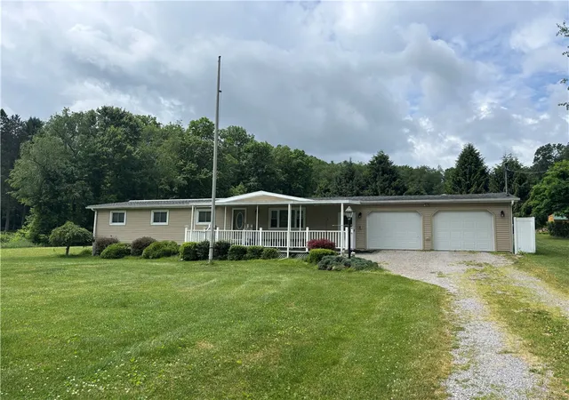 Photo 2 of Sale Pending at 283 Old Route 19, Scott Twp, PA 16101 | MLS# 1760069 | Listing updated on 2026-09-12