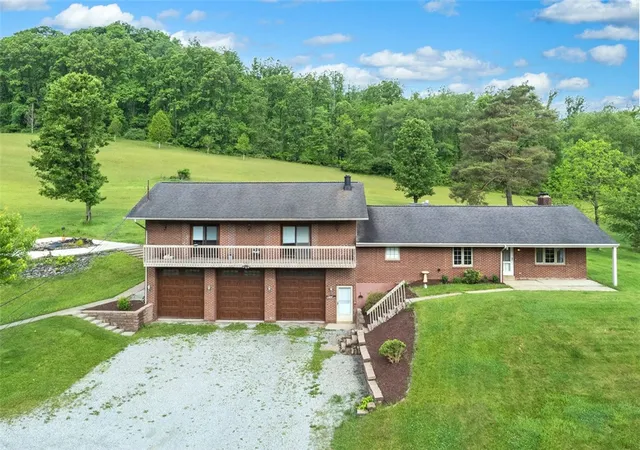 Photo 1 of Single family home for sale at 4948 Ashbaugh Rd, Murrysville, PA 15668 | MLS# 1759493 | Listing updated on 2026-09-13