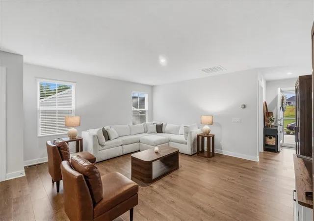Photo 3 of Sale Pending at 174 Olivia Dr, Monaca, PA 15061 | MLS# 1759956 | Listing updated on 2026-09-09