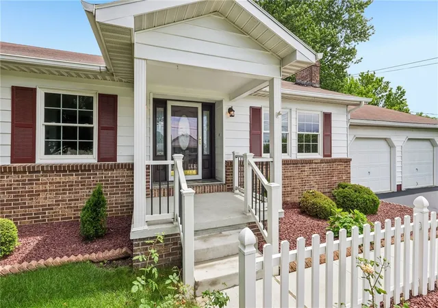 Photo 3 of Single family home for sale at 1112 Motor St, Shenango Twp, PA 16101 | MLS# 1759875 | Listing updated on 2026-09-11
