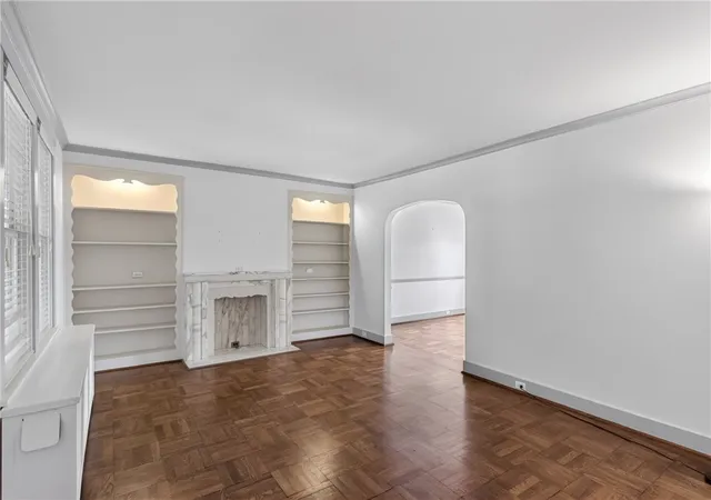 Photo 4 of Single family home for sale at 6436 Nicholson St, Pittsburgh, PA 15217 | MLS# 1760128 | Listing updated on 2026-09-26