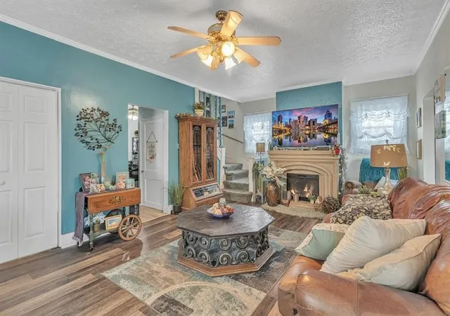 Photo 4 of Single family home for sale at 3159 Brodhead Rd, Aliquippa, PA 15001 | MLS# 1759851 | Listing updated on 2026-09-03