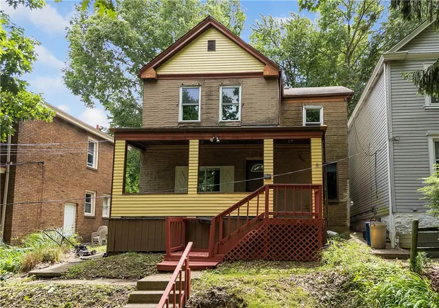 Photo 1 of Single family home for sale at 106 Carrick Ave, Pittsburgh, PA 15210 | MLS# 1760293 | Listing updated on 2026-09-30