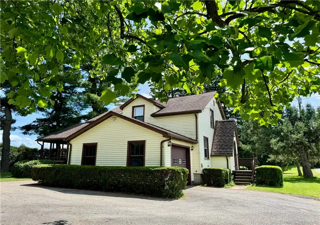 Photo 3 of Sale Pending at 268 Holyoke Rd, Center Twp, PA 16001 | MLS# 1760505 | Listing updated on 2026-09-09