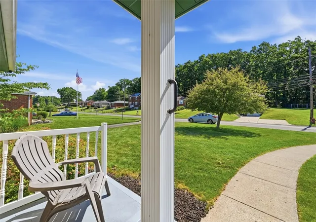 Photo 4 of Sale Pending at 9117 Plateau Dr, Pittsburgh, PA 15237 | MLS# 1760389 | Listing updated on 2026-10-18