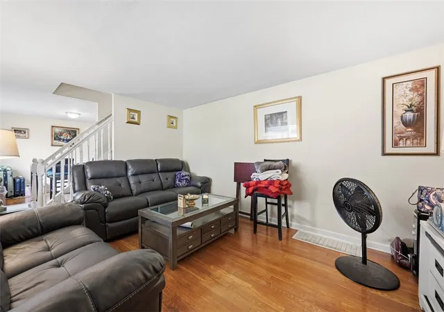 Photo 4 of Single family home for sale at 126 Pennoak Dr, Pittsburgh, PA 15235 | MLS# 1755642 | Listing updated on 2026-09-11