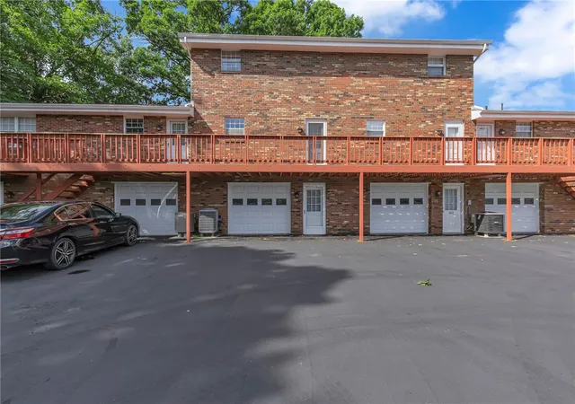 Photo 3 of Condo for sale at 2902 Darlington Rd, Chippewa Twp, PA 15010 | MLS# 1760874 | Listing updated on 2026-09-03