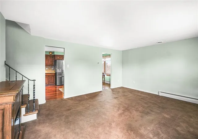 Photo 4 of Single family home for sale at 2422 Silver Oak Pl, Pittsburgh, PA 15220 | MLS# 1760970 | Listing updated on 2026-09-22