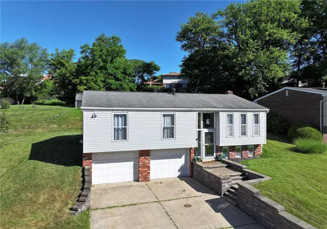 Photo 1 of Single family home for sale at 4437 Helmar Dr, Monroeville, PA 15146 | MLS# 1760601 | Listing updated on 2026-09-12