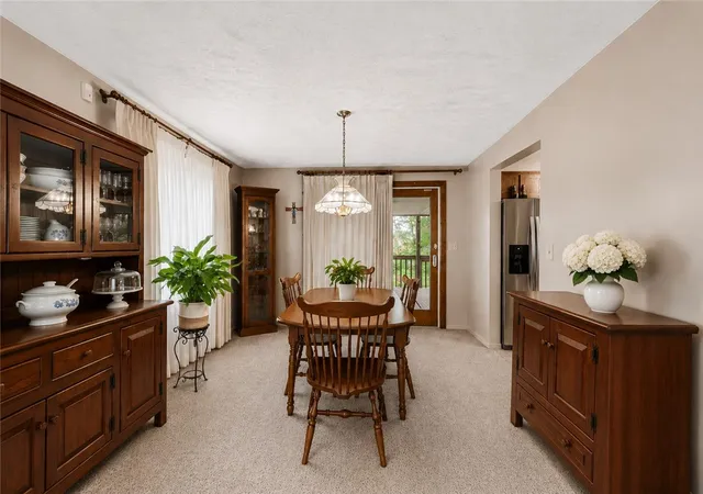 Photo 4 of Single family home for sale at 135 Carol Dr, Saxonburg Boro, PA 16056 | MLS# 1761136 | Listing updated on 2026-09-09