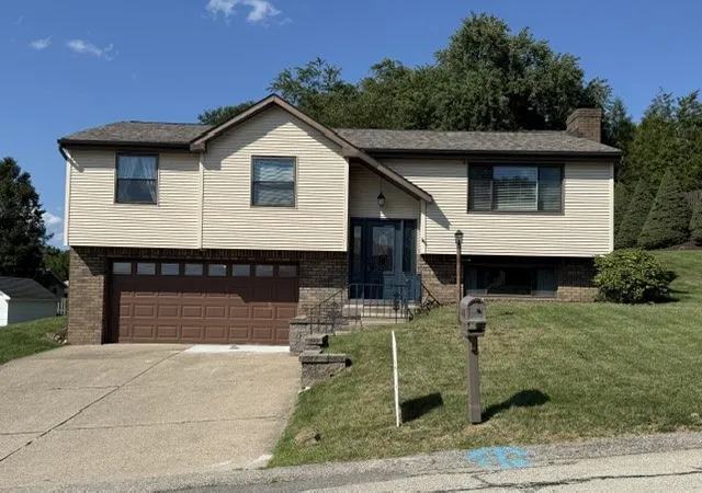 Photo 1 of Sale Pending at 2805 Knights Ct, New Kensington, PA 15068 | MLS# 1761038 | Listing updated on 2026-10-01