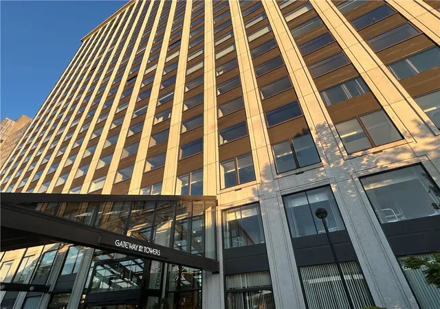 Photo 2 of Condo for sale at 320 Fort Duquesne Blvd #7G, Pittsburgh, PA 15222 | MLS# 1760952 | Listing updated on 2026-09-08