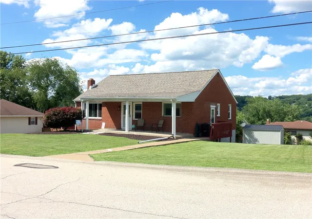 Photo 1 of Single family home for sale at 407 Grandview Ave, Monongahela, PA 15063 | MLS# 1761088 | Listing updated on 2026-09-07