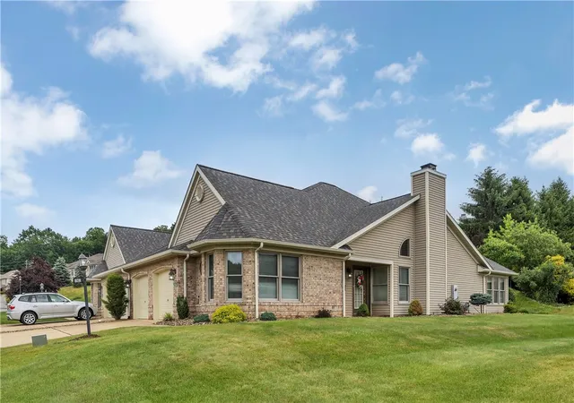 Photo 1 of Single family home for sale at 1903 Hunt Clb Dr, Hempfield Twp, PA 15601 | MLS# 1761514 | Listing updated on 2026-09-06
