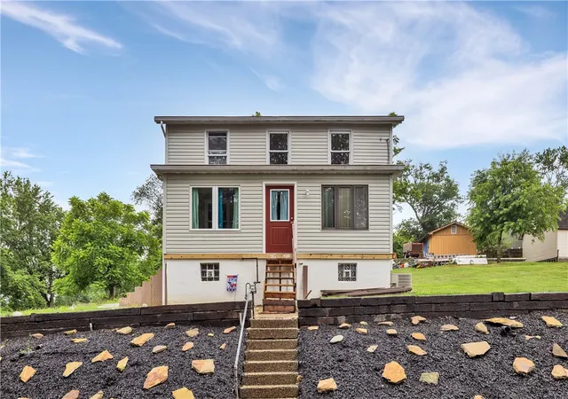 Photo 1 of Single family home for sale at 31 Penn, Manor, PA 15665 | MLS# 1761515 | Listing updated on 2026-09-14
