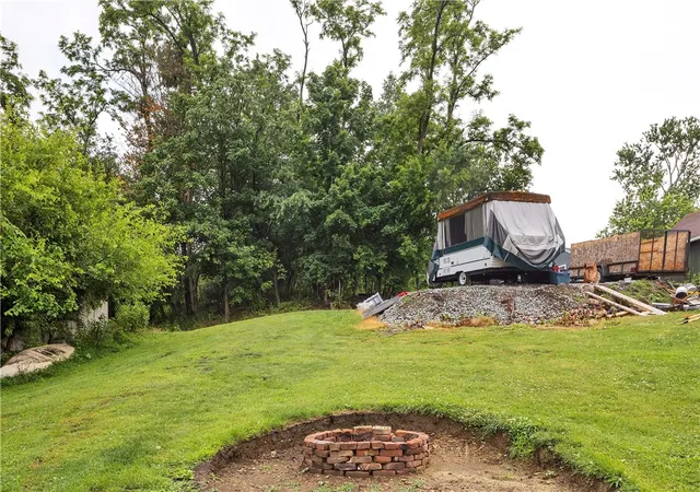 Photo 3 of Single family home for sale at 31 Penn, Manor, PA 15665 | MLS# 1761515 | Listing updated on 2026-09-14