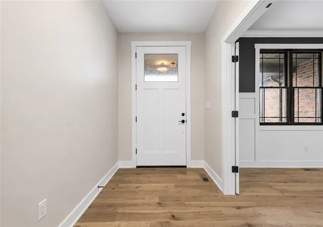 Photo 3 of Single family home for sale at 1037 Skyline Dr, Canonsburg, PA 15317 | MLS# 1761704 | Listing updated on 2026-09-12