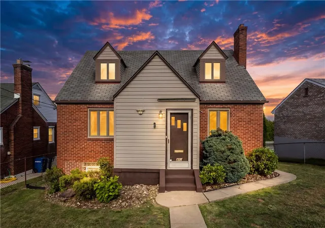 Photo 2 of Single family home for sale at 412 Phillips Ave, Stowe Twp, PA 15136 | MLS# 1761566 | Listing updated on 2026-09-02