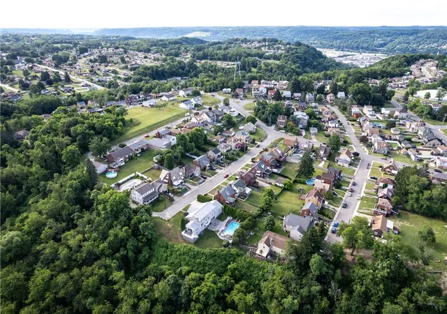 Photo 32 of Single family home for sale at 412 Phillips Ave, Stowe Twp, PA 15136 | MLS# 1761566 | Listing updated on 2026-10-06