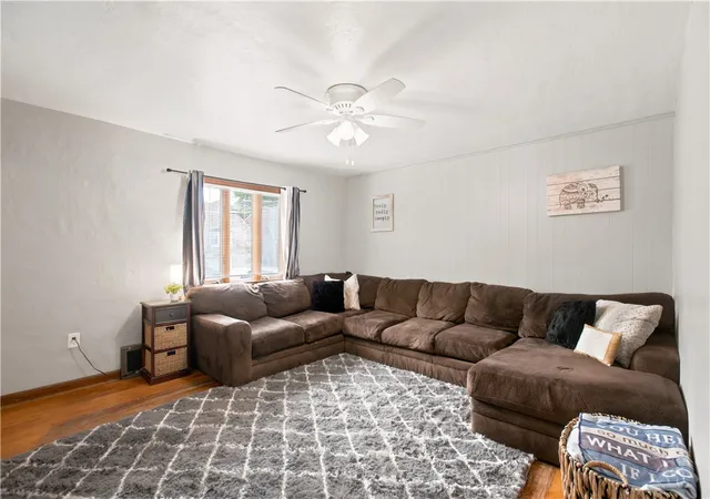 Photo 4 of Single family home for sale at 412 Phillips Ave, Stowe Twp, PA 15136 | MLS# 1761566 | Listing updated on 2026-09-02