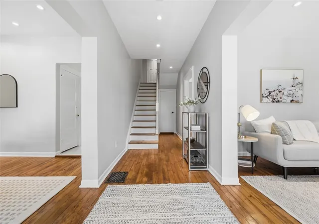 Photo 3 of Single family home for sale at 1006 Farragut St, Pittsburgh, PA 15206 | MLS# 1761170 | Listing updated on 2026-09-06