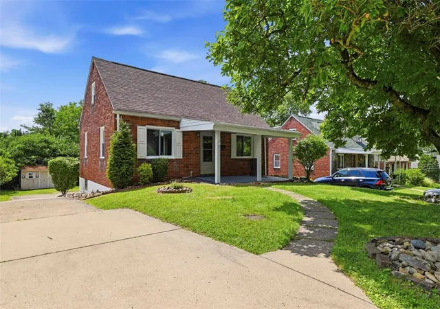 Photo 2 of Single family home for sale at 73 Clifford Dr, Green Tree, PA 15220 | MLS# 1761619 | Listing updated on 2026-09-12
