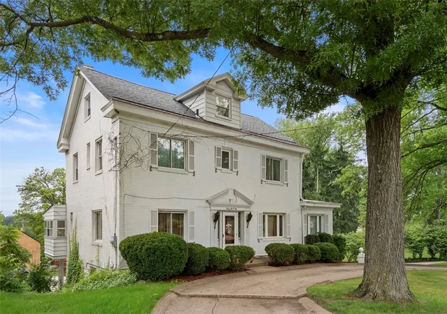 Photo 2 of Single family home for sale at 4606 Brownsville Rd, Pittsburgh, PA 15236 | MLS# 1761657 | Listing updated on 2026-09-09