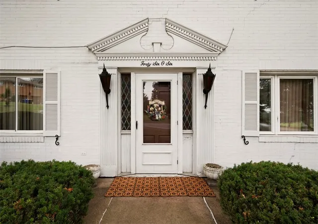 Photo 3 of Single family home for sale at 4606 Brownsville Rd, Pittsburgh, PA 15236 | MLS# 1761657 | Listing updated on 2026-09-09