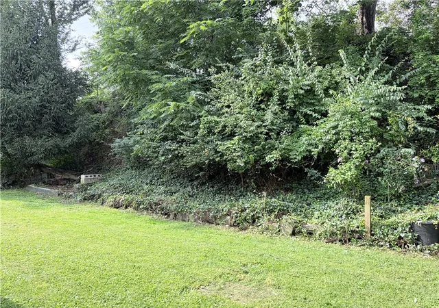 Photo 32 of Single family home for sale at 1654 Hollyrood Rd, Pittsburgh, PA 15227 | MLS# 1762057 | Listing updated on 2026-10-06