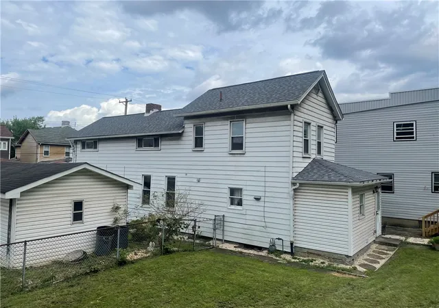 Photo 2 of Single family home for sale at 1550 Glenn Way, Mc Kees Rocks, PA 15136 | MLS# 1762174 | Listing updated on 2026-09-07