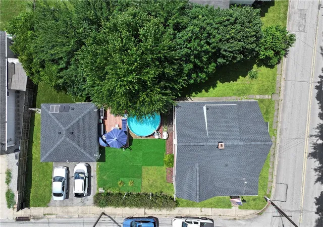 Photo 2 of Single family home for sale at 1030 Scott Ave, Jeannette, PA 15644 | MLS# 1762304 | Listing updated on 2026-09-03