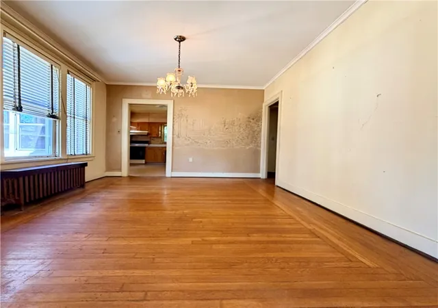 Photo 3 of Single family home for sale at 2406 Pioneer Ave, Brookline, PA 15226 | MLS# 1761341 | Listing updated on 2026-09-11