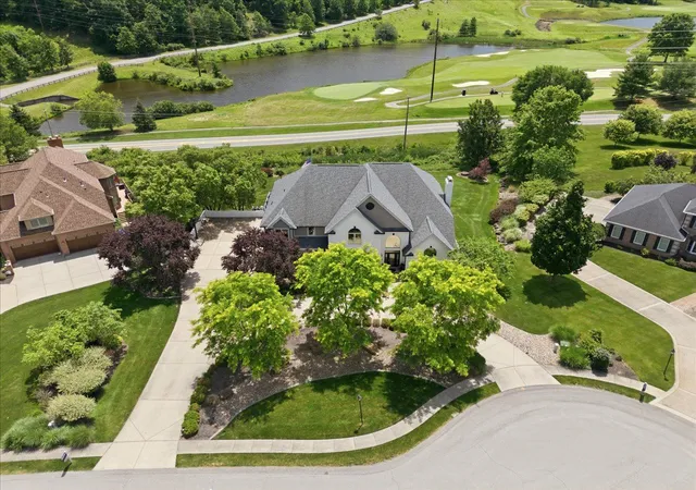 Photo 3 of Single family home for sale at 190 Silver Crk Dr, Mars, PA 16046 | MLS# 1762442 | Listing updated on 2026-09-06