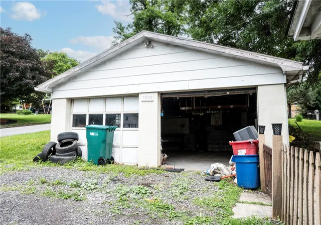Photo 4 of Single family home for sale at 1593 Philadelphia St, Indiana, PA 15701 | MLS# 1762440 | Listing updated on 2026-09-14