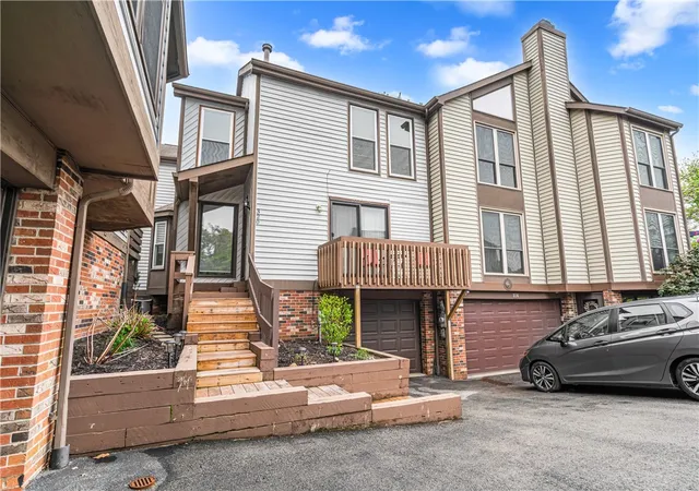 Photo 1 of Condo for sale at 320 Spring Run Dr, Monroeville, PA 15146 | MLS# 1762396 | Listing updated on 2026-09-12