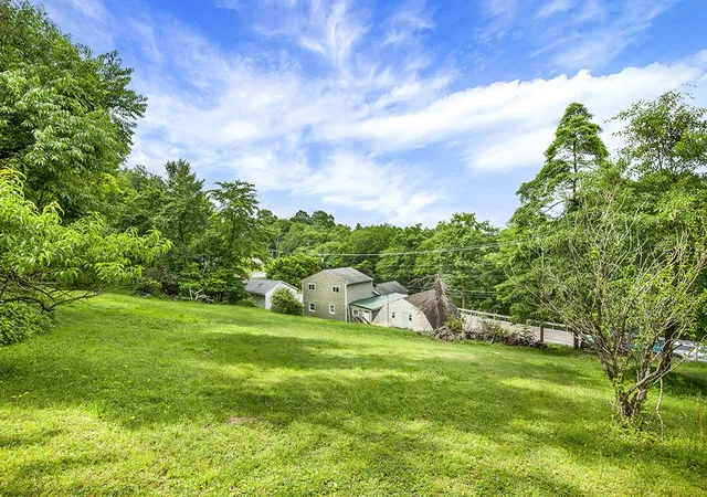 Photo 2 of Single family home for sale at 280 State Route 356, Apollo, PA 15613 | MLS# 1762427 | Listing updated on 2026-09-14