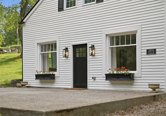 Photo 3 of Single family home for sale at 4978 S Pioneer Rd, Hampton, PA 15044 | MLS# 1762236 | Listing updated on 2026-09-14