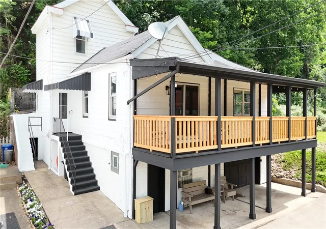 Photo 1 of Single family home for sale at 751 Naylor St, Pittsburgh, PA 15207 | MLS# 1762860 | Listing updated on 2026-10-11