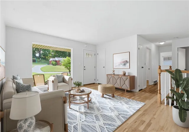 Photo 2 of Single family home for sale at 113 Lycoming Dr, Moon/crescent Twp, PA 15108 | MLS# 1762371 | Listing updated on 2026-09-02